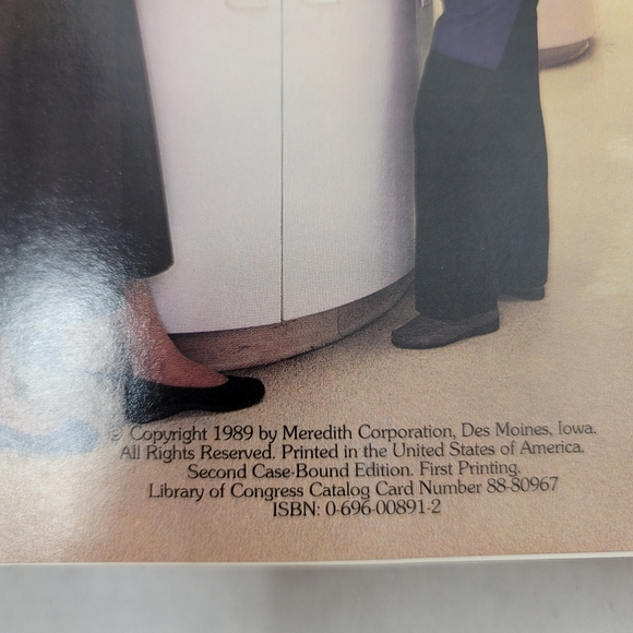 Better homes and garden new cookbook. 1989 version. Has writing on first page. - Picture 4 of 6